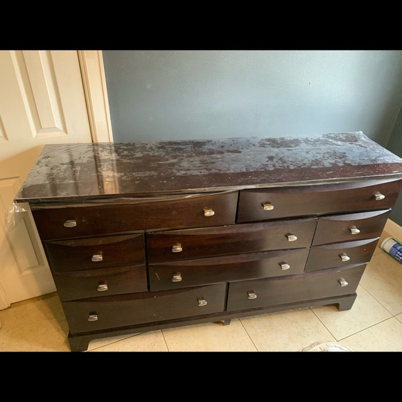 Mirror dresser